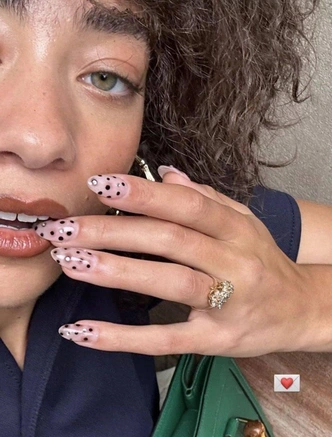 Polka dot nails: главный маникюр весны-2025, который уже стал вирусным